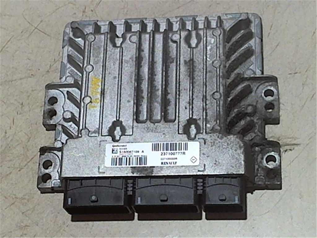 Блок ЭБУ RENAULT Megane 3 237100777R S180067109A 1972769ES