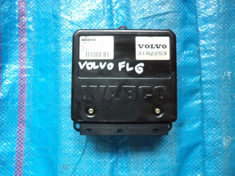 Блок ABS Volvo  FL6 3182253 2603829ES